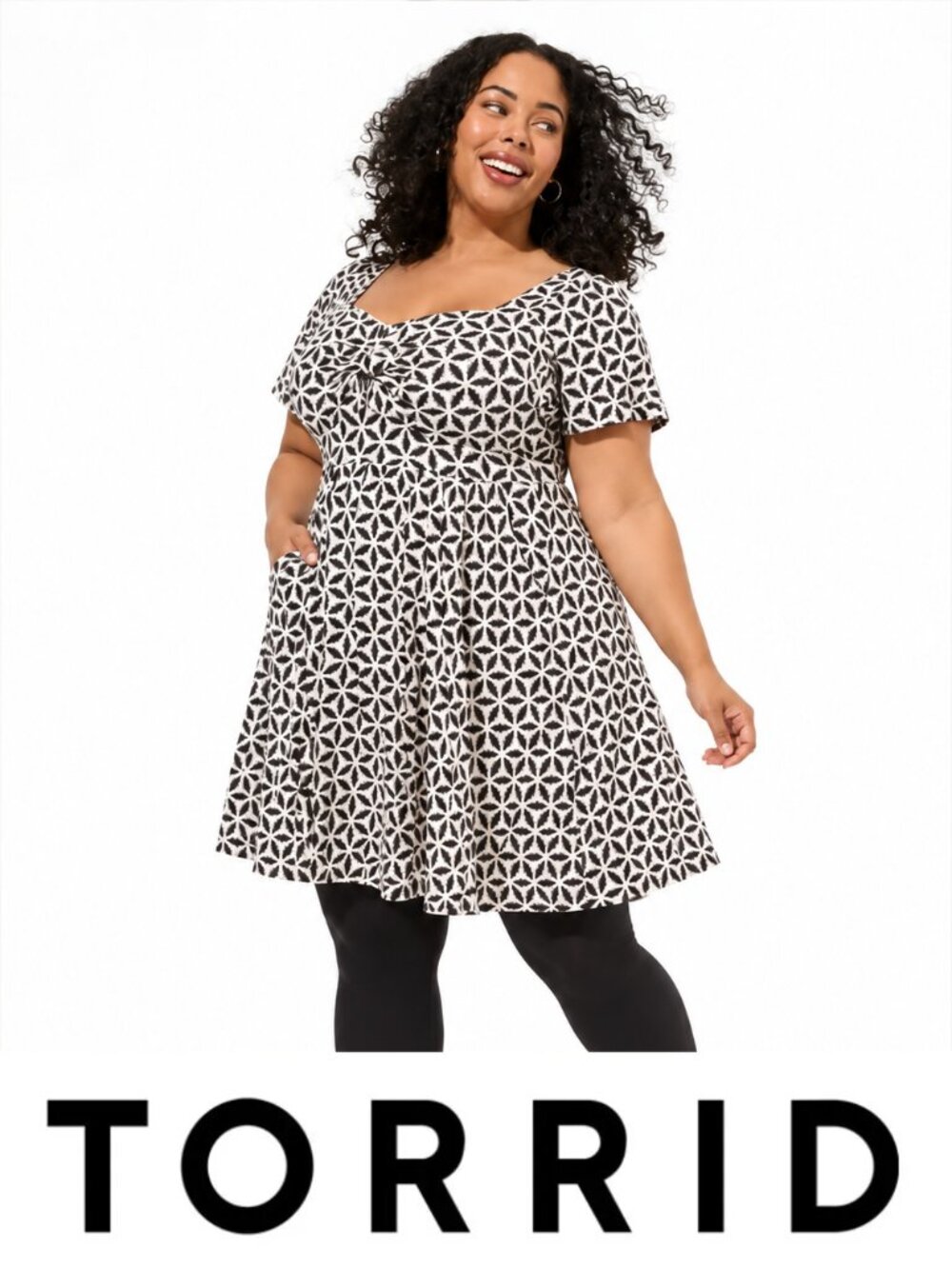 Torrid 2 (2X) Mini Super Soft Twist Front Black & White Skater Dress w Pockets